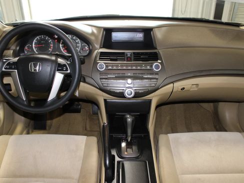 Used 2009 Honda Accord LX-P image 12