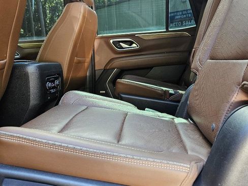 Used 2021 Chevrolet Tahoe High Country w/ Premium Package image 35