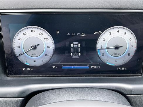 Used 2023 Hyundai Tucson Limited AWD/4WD image 18