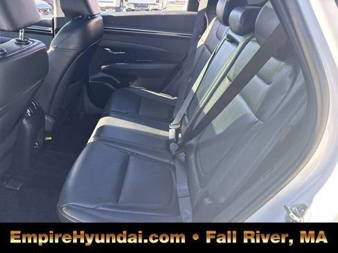 Used 2024 Hyundai Tucson Limited image 16