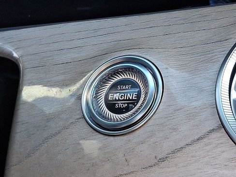 Used 2023 Mercedes-Benz C 43 AMG 4MATIC Cabriolet image 23