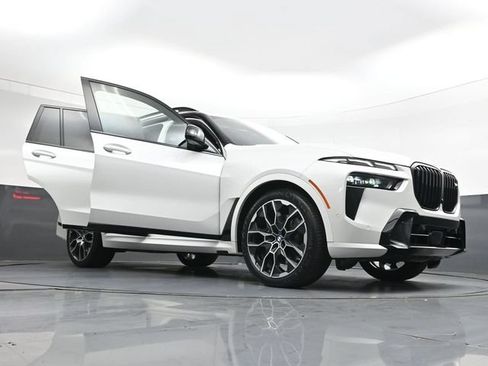 Used 2024 BMW X7 M60i w/ Executive Package AWD/4WD image 45