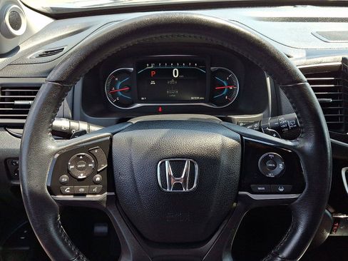 Used 2021 Honda Pilot Touring image 23
