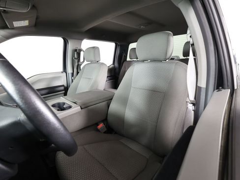 Used 2018 Ford F150 XLT w/ Equipment Group 302A Luxury image 11