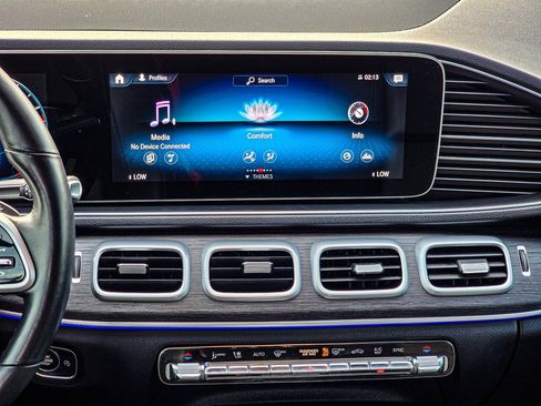 Used 2021 Mercedes-Benz GLE 350 4MATIC image 17