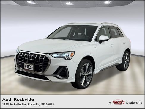 Used 2020 Audi Q3 2.0T Premium Plus AWD/4WD image 1