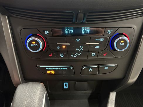 Used 2019 Ford Escape SE AWD/4WD image 15