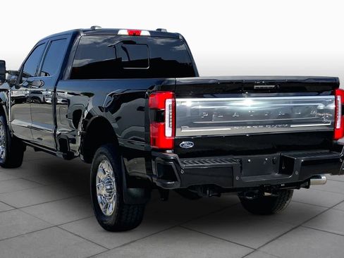 Used 2024 Ford F350 Platinum w/ FX4 Off-Road Package AWD/4WD image 12