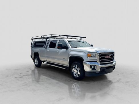 Used 2015 GMC Sierra 3500 SLE w/ SLE Preferred Package AWD/4WD image 10