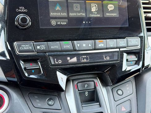 Used 2019 Honda Odyssey EX-L image 17