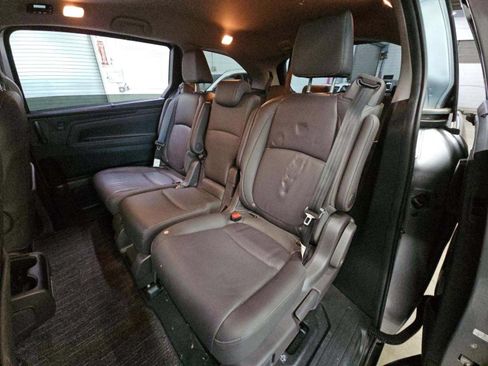 Used 2024 Honda Odyssey EX-L image 11