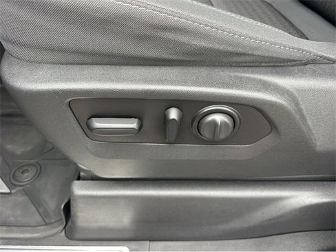 Used 2020 Chevrolet Silverado 1500 RST w/ All-Star Edition image 27