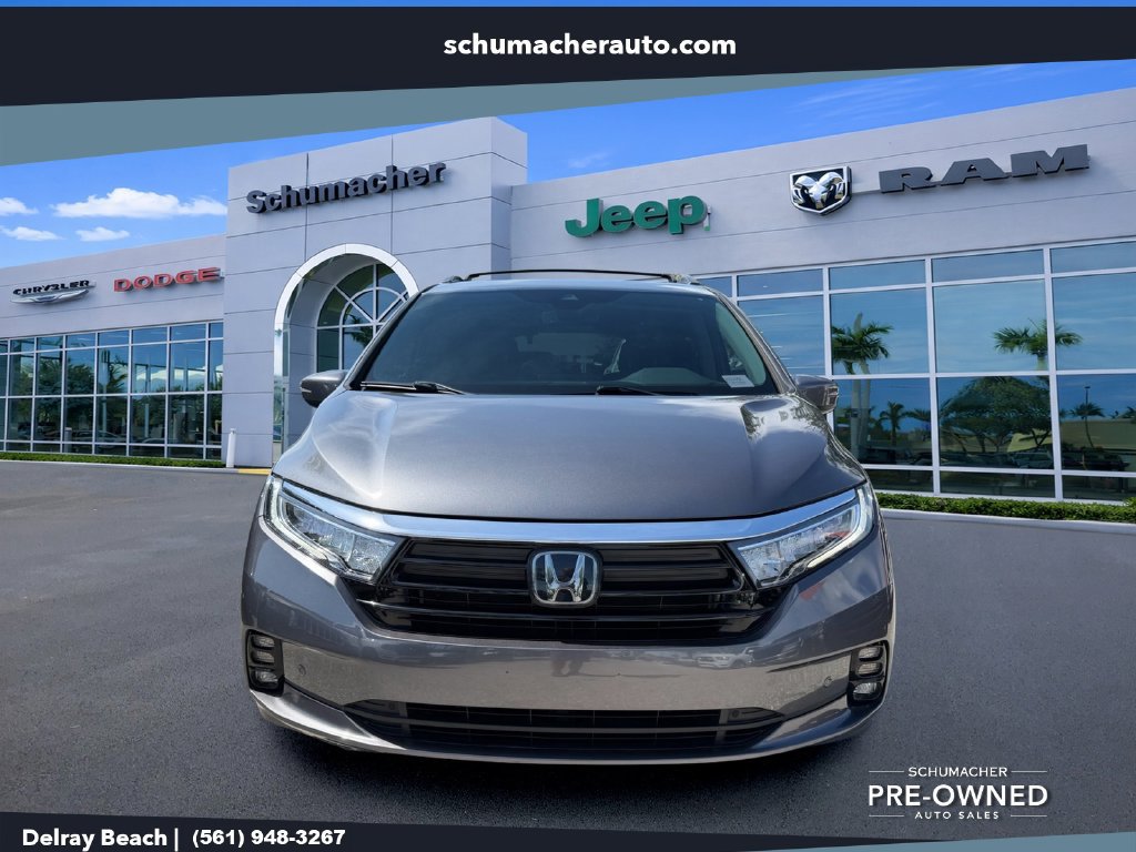 Used 2024 Honda Odyssey Touring image 2