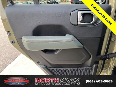 New 2026 Jeep Gladiator Mojave AWD/4WD image 14