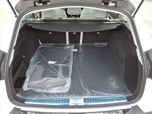 New 2026 Mercedes-Benz E 450 4MATIC All-Terrain Wagon image 23