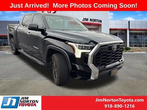 Used 2022 Toyota Tundra Limited image 1