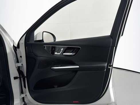 New 2026 Mercedes-Benz GLC 300 image 23