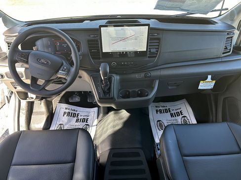 New 2026 Ford Transit 250 148 Medium Roof RWD image 7