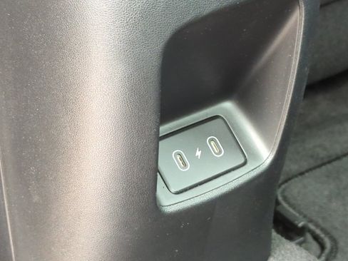Certified 2025 Hyundai Elantra Sport FWD image 36