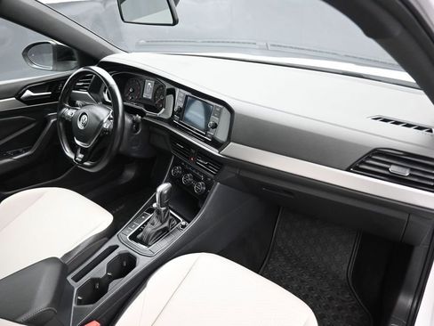 Used 2019 Volkswagen Jetta R-Line w/ R-Line Cold Weather Package FWD image 41