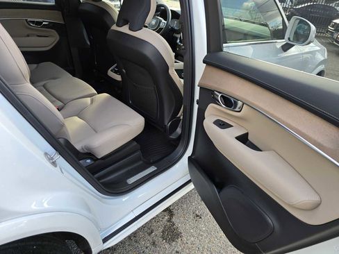 New 2026 Volvo XC90 B6 Plus w/ Protection Package Premier AWD/4WD image 13