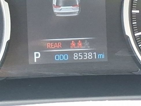 Used 2022 Toyota RAV4 SE image 24