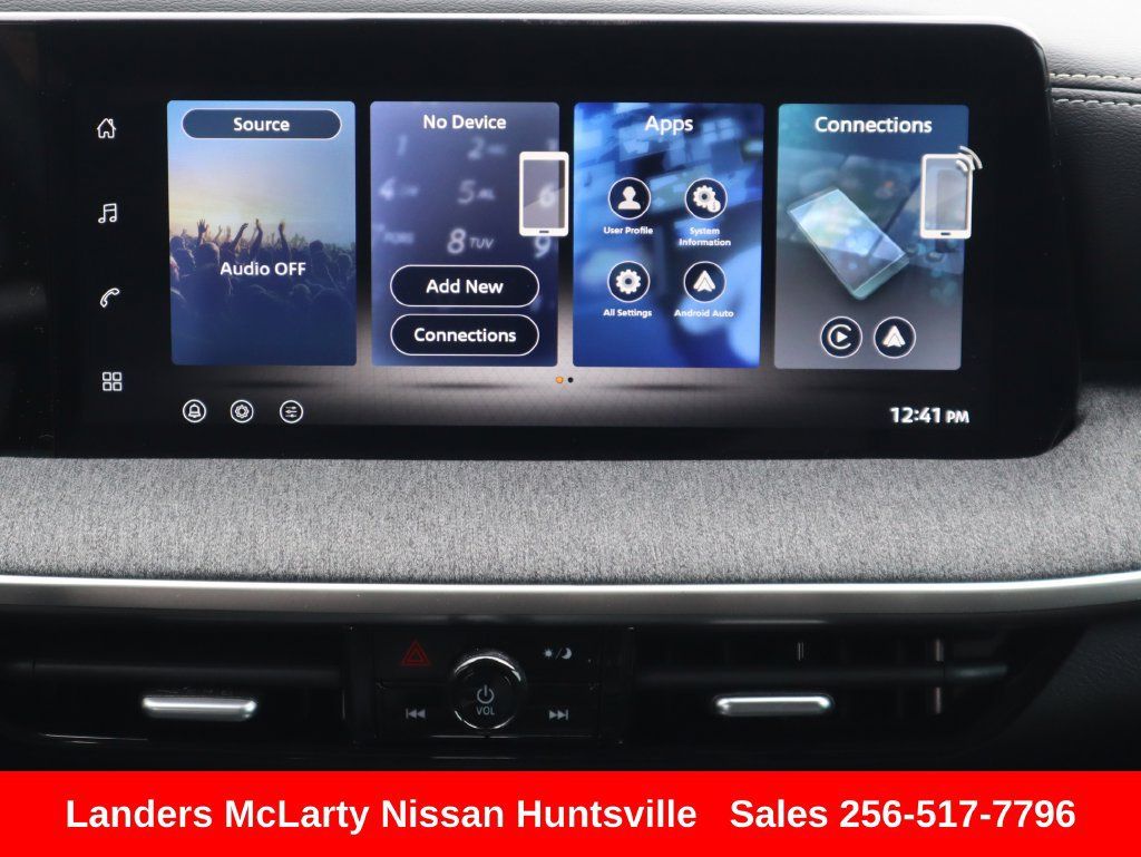 Used 2026 Nissan Kicks SV w/ SV Premium Package FWD image 19
