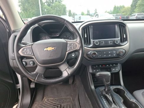 Used 2019 Chevrolet Colorado Z71 AWD/4WD image 13