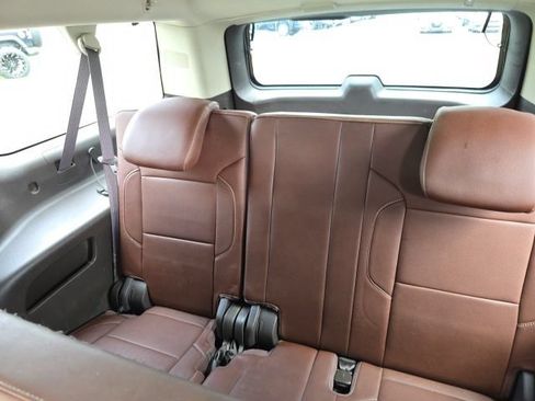 Used 2015 Chevrolet Suburban LTZ AWD/4WD image 24
