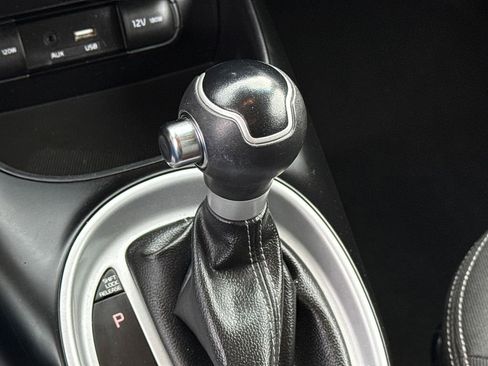 Used 2017 Kia Soul + image 26