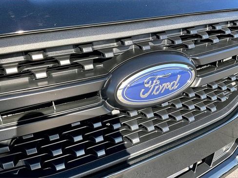 Used 2025 Ford Ranger XL image 31