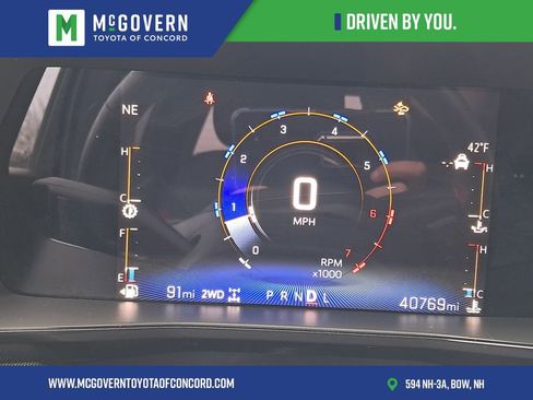 Used 2023 Chevrolet Colorado Z71 w/ Z71 Convenience Package 2 image 18