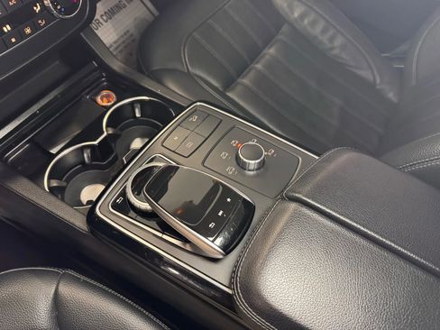 Used 2017 Mercedes-Benz GLE 350 4MATIC image 34