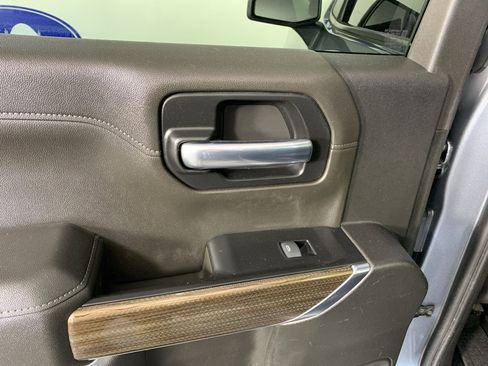 Used 2019 Chevrolet Silverado 1500 RST AWD/4WD image 28