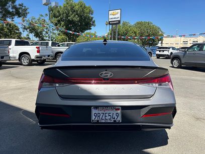 Used 2025 Hyundai Elantra Sport w/ Cargo Package