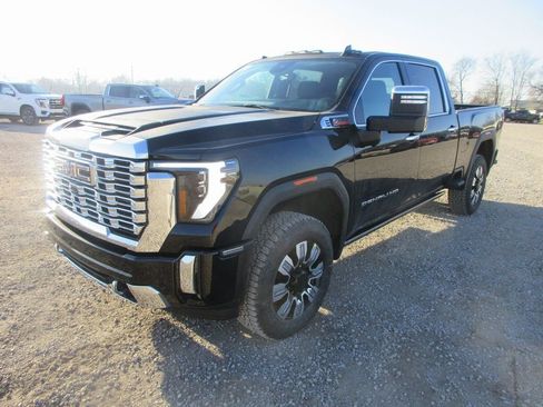 New 2026 GMC Sierra 3500 Denali w/ Denali Reserve Package AWD/4WD image 10