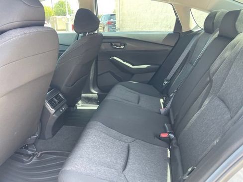 Used 2025 Honda Accord SE image 11