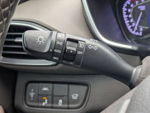 Used 2019 Hyundai Santa Fe FWD image 7