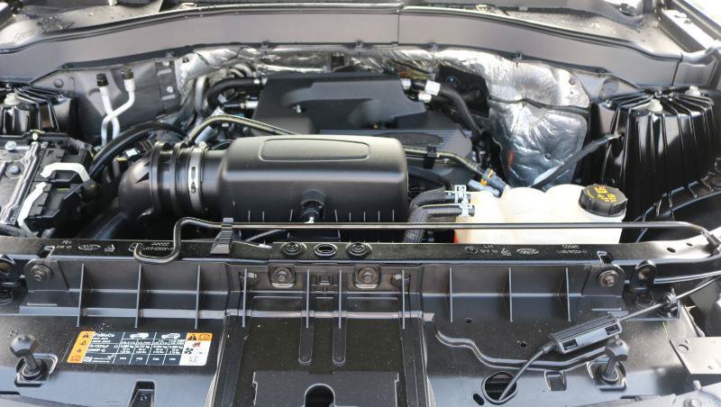 Used 2020 Ford Explorer XLT RWD image 25
