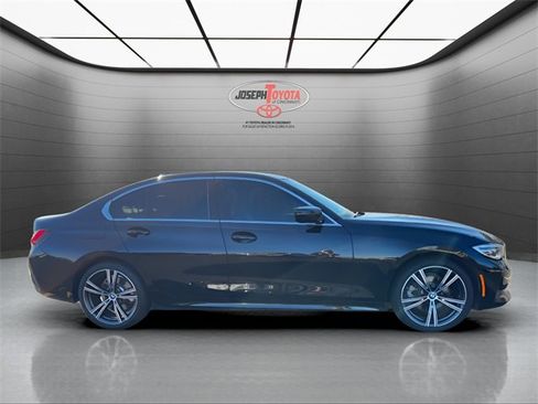 Used 2019 BMW 330i xDrive Sedan w/ Premium Package image 14