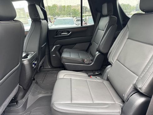 New 2026 GMC Yukon Denali w/ Sun & Power Step Package image 6