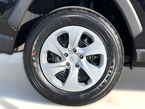 New 2025 Toyota RAV4 LE image 10