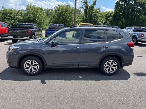 Used 2021 Subaru Forester Premium w/ Popular Package #1 AWD/4WD image 4