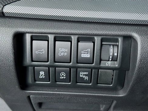 Used 2021 Subaru Forester Limited image 6