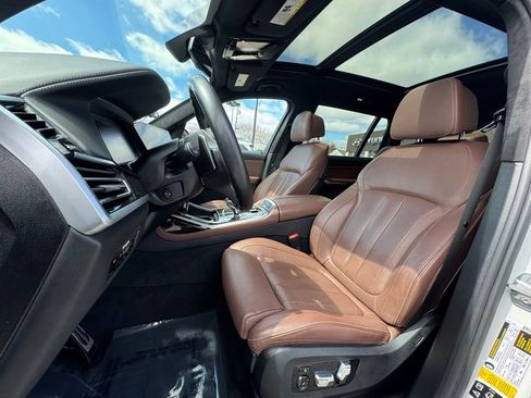 Used 2020 BMW X7 M50i w/ Executive Package AWD/4WD image 22