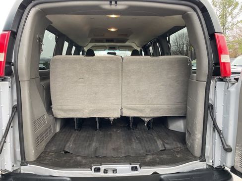 Used 2020 Chevrolet Express 2500 LS w/ Driver Convenience Package image 38