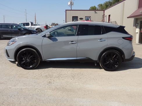 Used 2023 Nissan Murano SL image 9