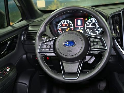 Used 2025 Subaru Forester Limited image 70