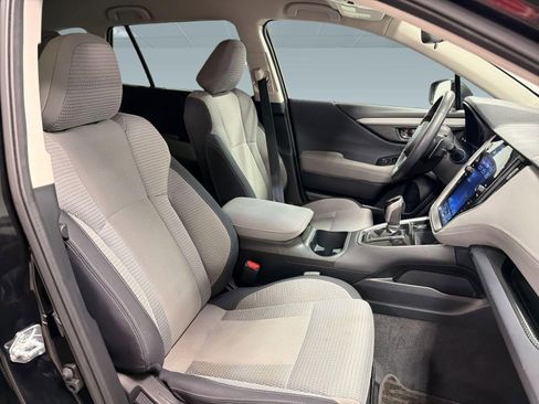 Used 2024 Subaru Outback Premium AWD/4WD image 30