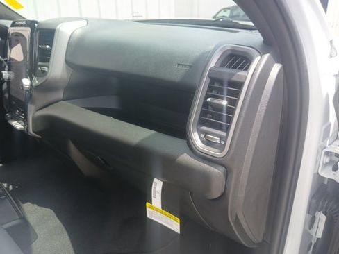 New 2026 RAM 2500 Tradesman AWD/4WD image 33